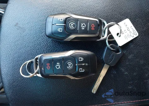 2016 Ford Explorer Sport z USA, uszkodzony, nr VIN 1FM5K8GT7GGC33952